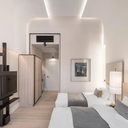 Chateau Clara Futura Hotel 4*