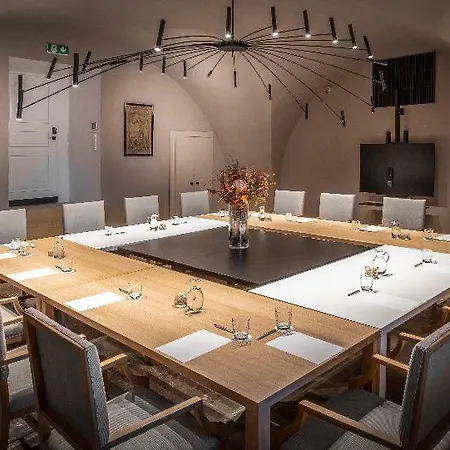 Chateau Clara Futura Hotel 4*